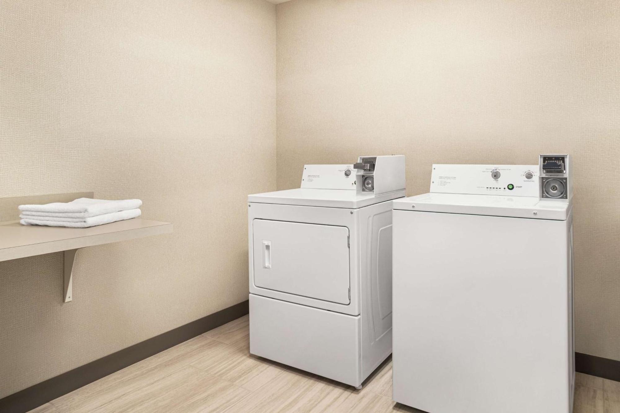 Hampton Inn & Suites Miami, Kendall, Executive Airport Country Walk Esterno foto